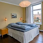 Sea View, Terrace & Garage In The Heart Of Town * Ålesund