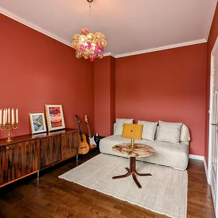 Апартаменты Sea View, Terrace & Garage In The Heart Of Town *